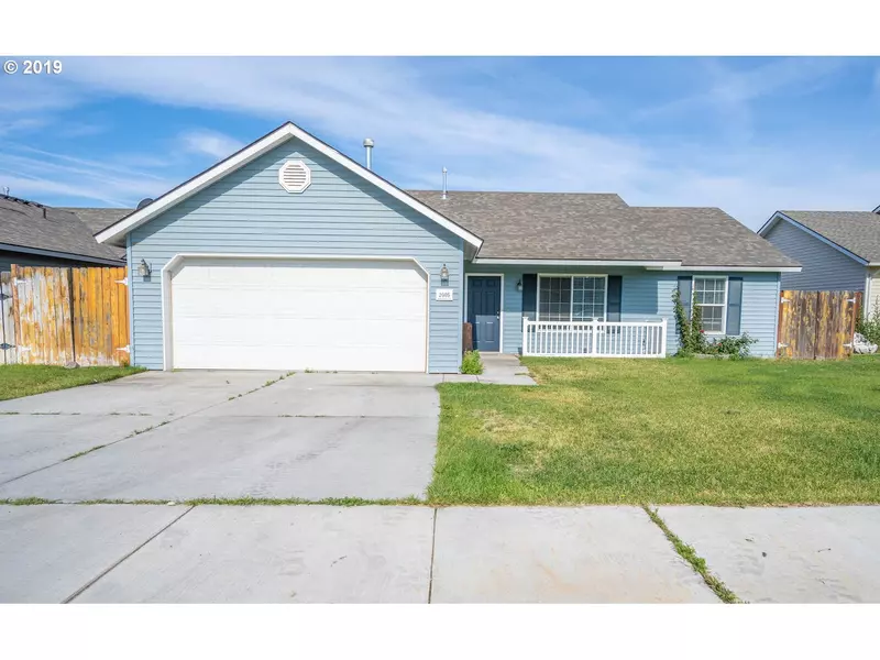 2005 NE 2ND ST, Hermiston, OR 97838