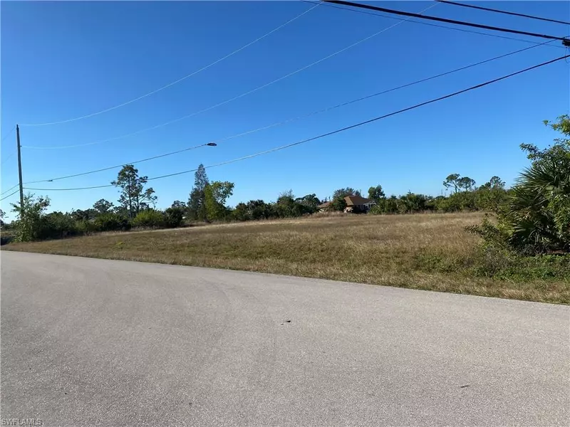 4414 Connection AVE, Cape Coral, FL 33909