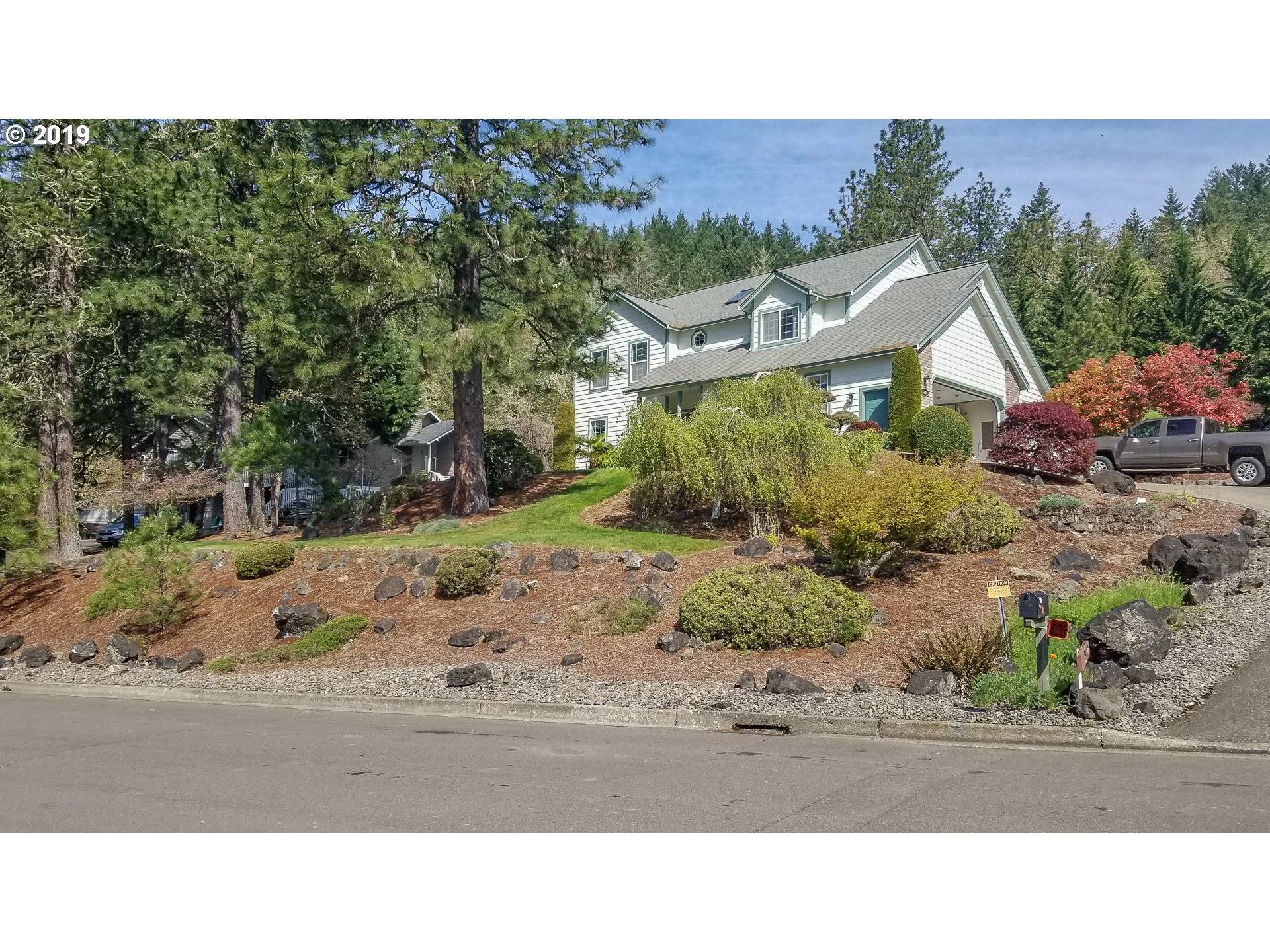 Sutherlin, OR 97479,1735 E SIXTH AVE