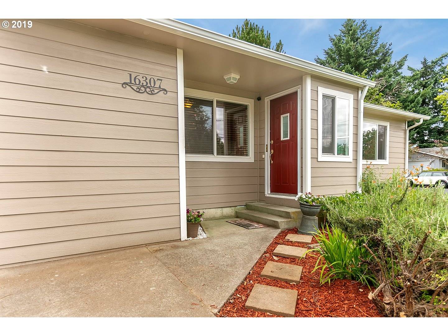 Portland, OR 97233,16307 SE STEPHENS ST
