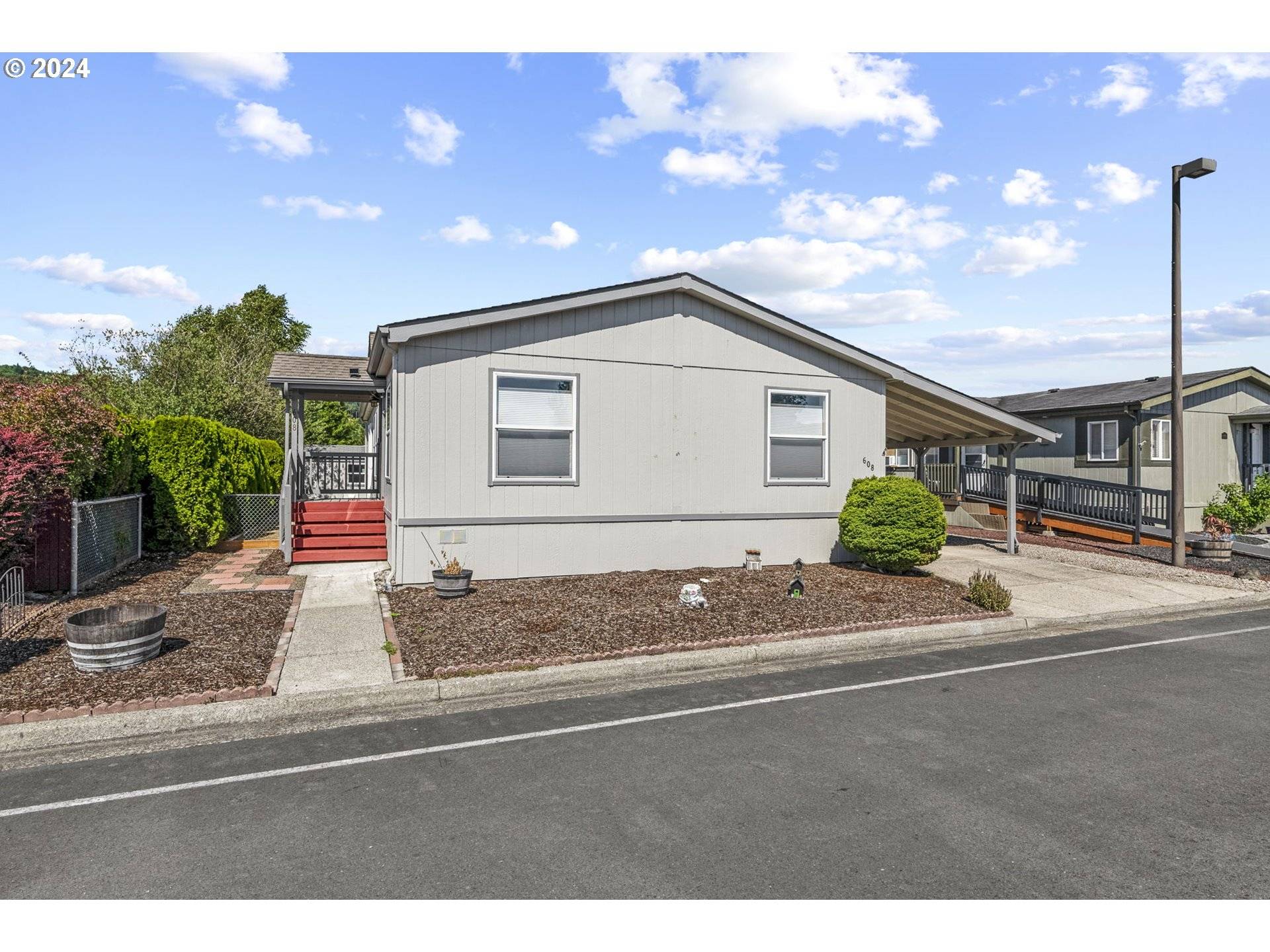 608 EGRET LN, Longview, WA 98632
