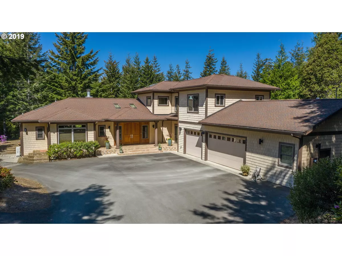 Bandon, OR 97411,89568 SUNNY LOOP LN