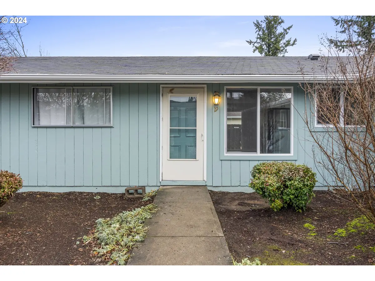 13647 GAFFNEY LN #19, Oregon City, OR 97045