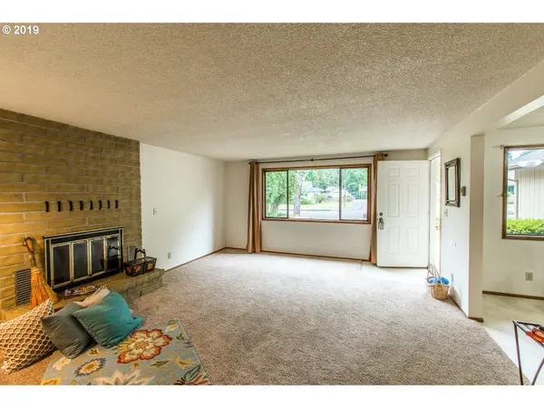 3917 JOSH ST, Eugene, OR 97402