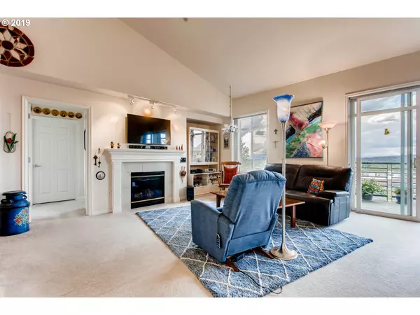 Portland, OR 97229,4873 NW PROMENADE TER #325