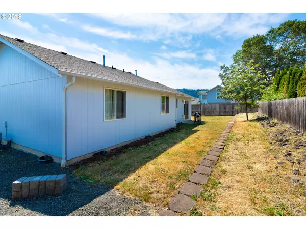 Winston, OR 97496,100 NE ROSE RIDGE DR