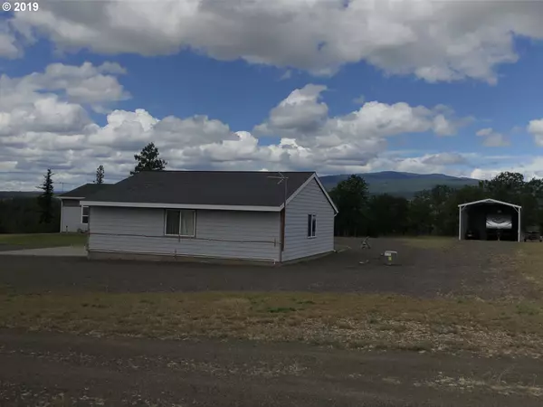 Goldendale, WA 98620,3 PATTON LN