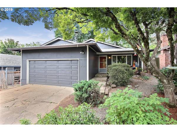 4611 SW BRUGGER ST, Portland, OR 97219