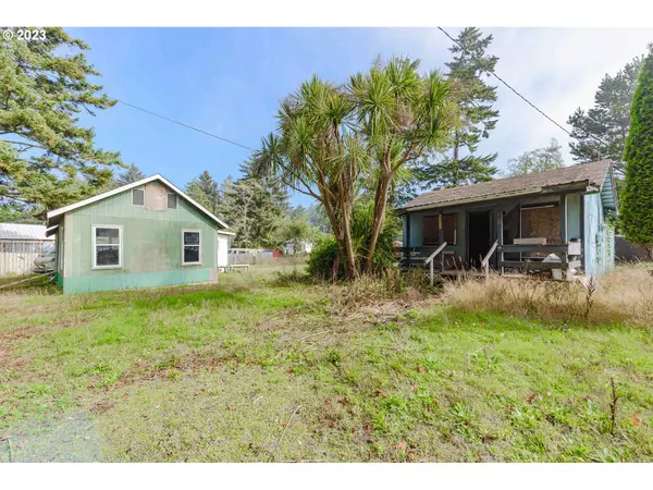 Coos Bay, OR 97420,64335 ROY RD