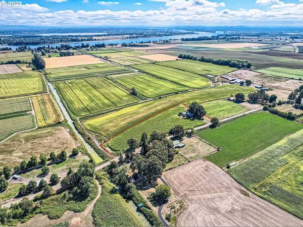 22704 NW REEDER RD, Portland, OR 97231