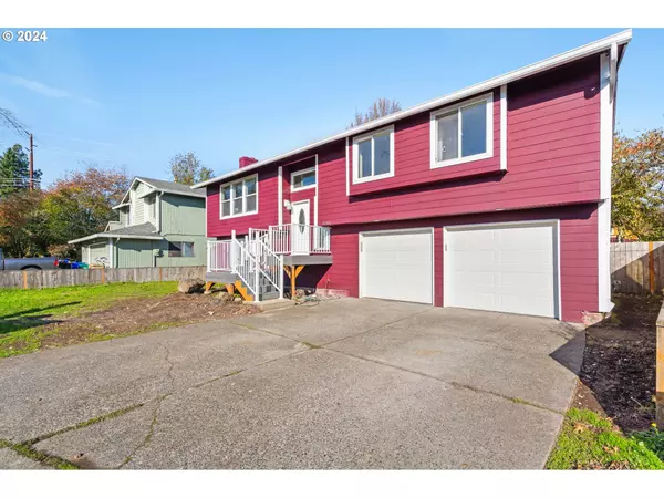 Milwaukie, OR 97267,18106 SE SUN MEADOW CT