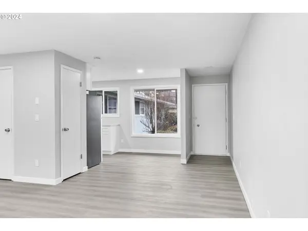 13647 GAFFNEY LN #19, Oregon City, OR 97045