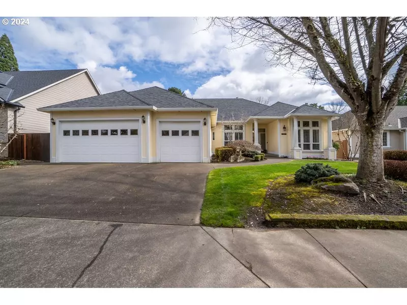 28048 SW WILLOW CREEK DR, Wilsonville, OR 97070