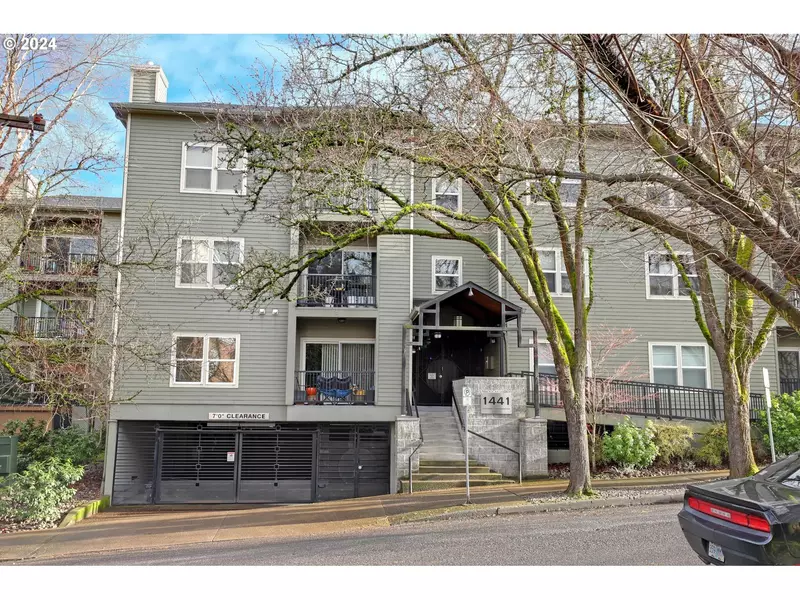 1441 SW CLAY ST #108, Portland, OR 97201