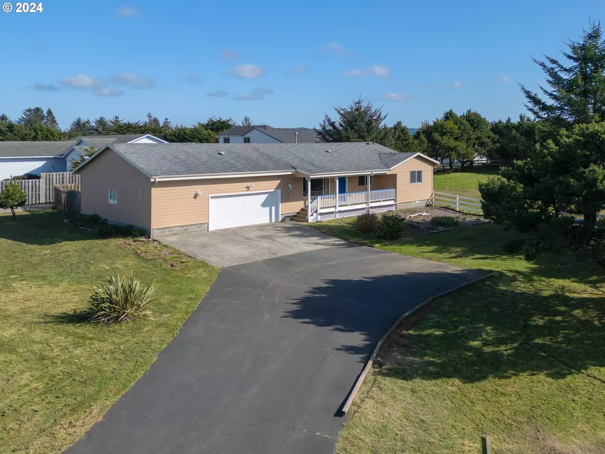 Bandon, OR 97411,667 Seabird Drive