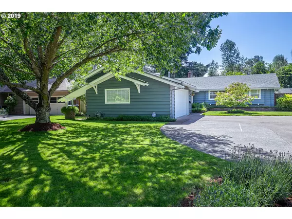 100 RUSTIC PL, Eugene, OR 97401