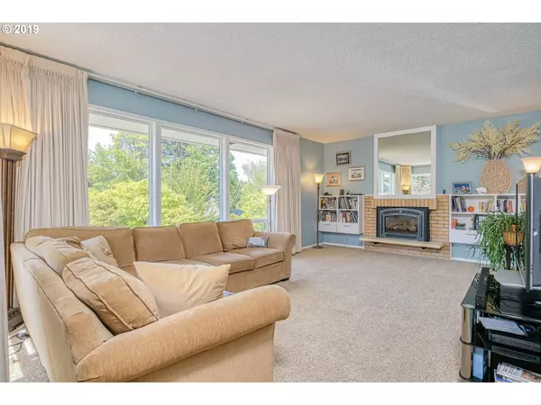 Portland, OR 97219,2908 SW PLUM CT