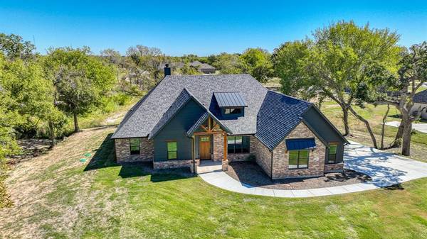 101 Clayton Crossing, Springtown, TX 76082