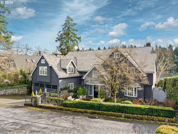 Lake Oswego, OR 97034,920 WESTPOINT RD