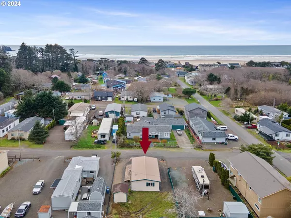 Rockaway Beach, OR 97136,624 S DOLPHIN ST