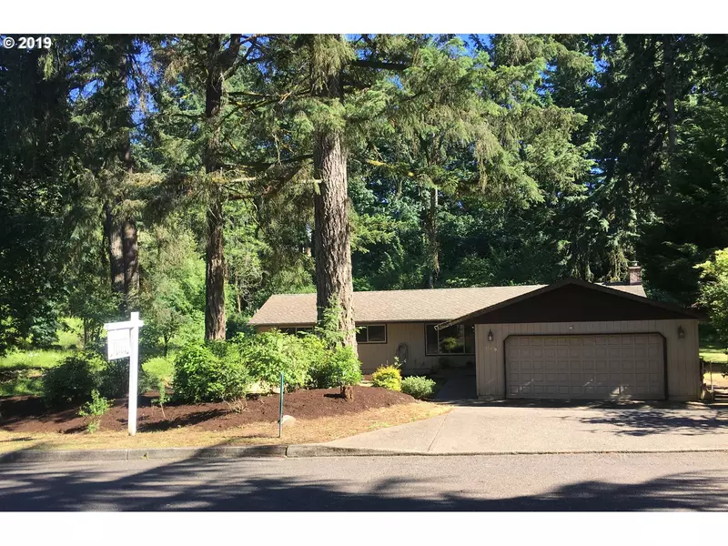 16620 S ARCHER DR, Oregon City, OR 97045