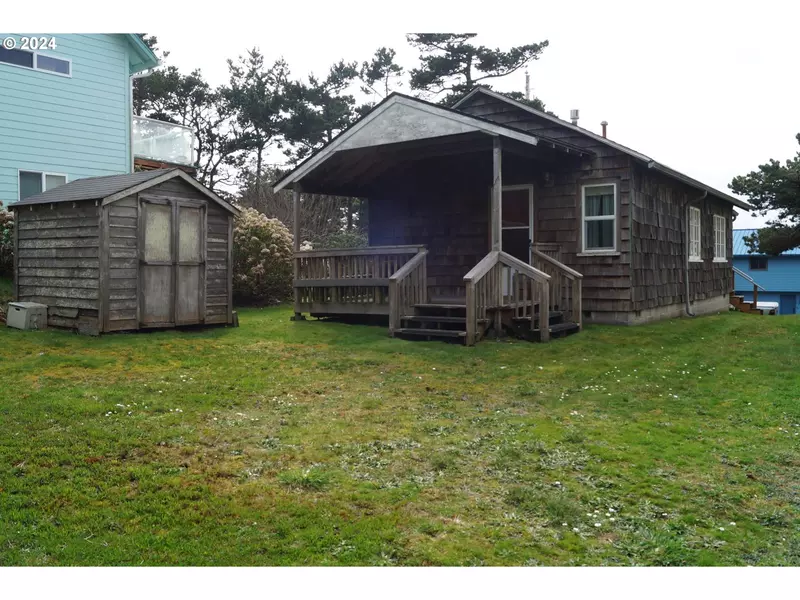 2634 NW LEE AVE, Lincoln City, OR 97367