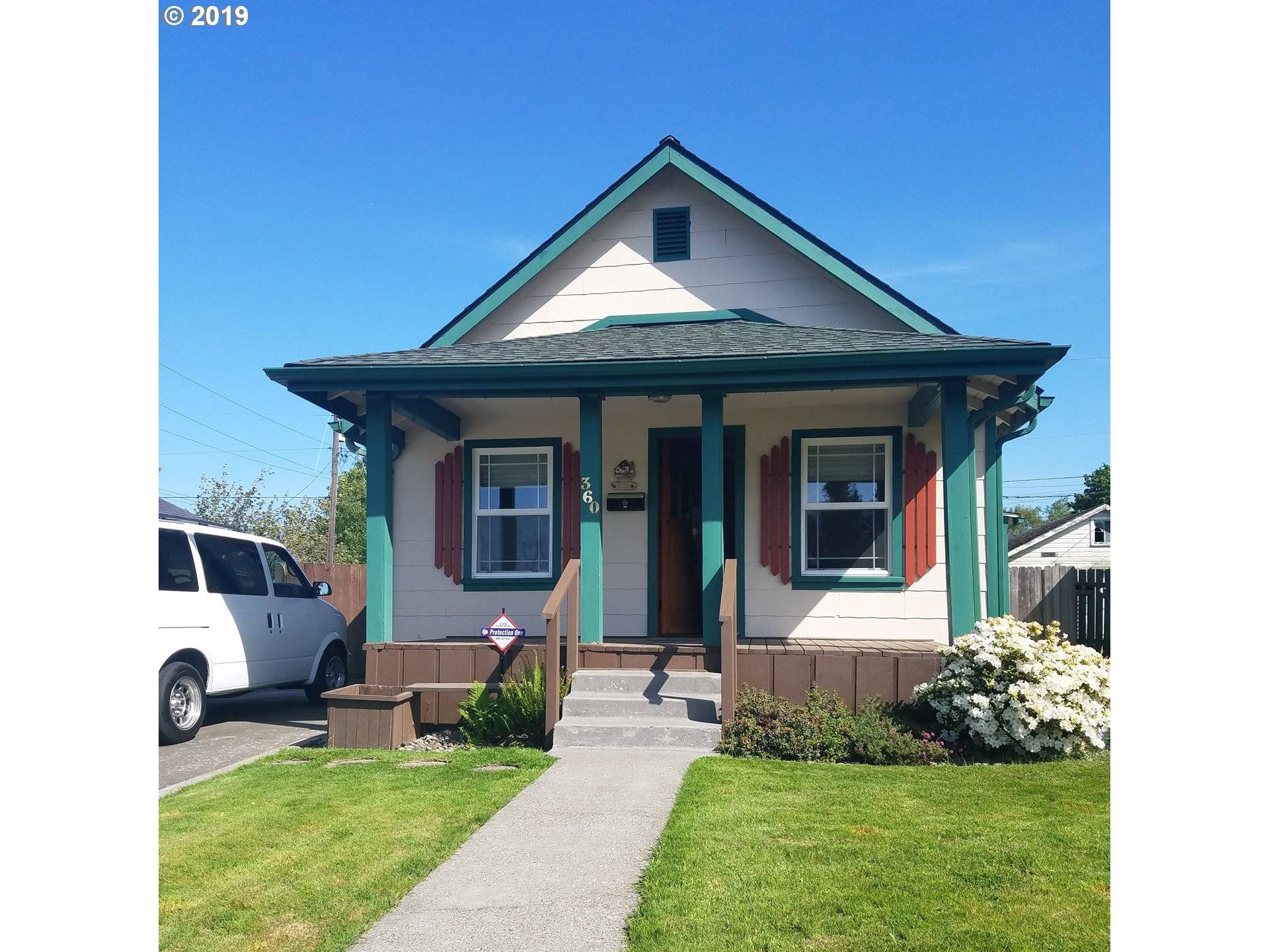 360 21ST AVE, Longview, WA 98632
