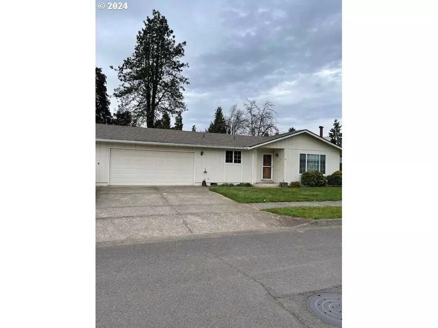 Springfield, OR 97478,415 S 32ND ST