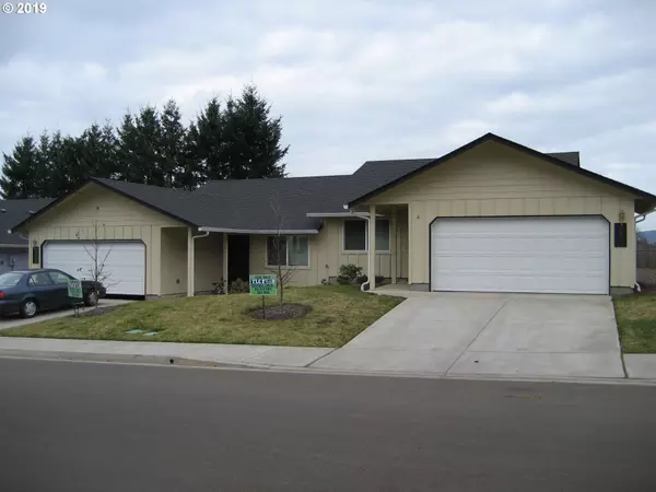 682 BENJAMIN AVE, Cottage Grove, OR 97424