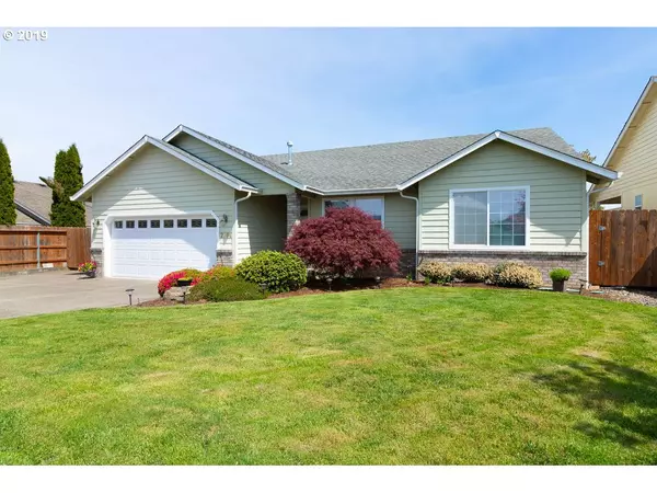 2704 GOLFVIEW AVE, Sutherlin, OR 97479