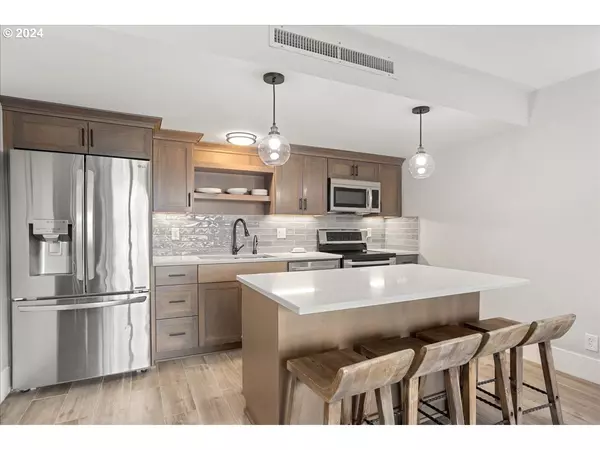 668 MCVEY AVE #58 Lake Oswego, OR 97034