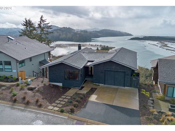 7330 KINGFISHER LOOP, Pacific City, OR 97135
