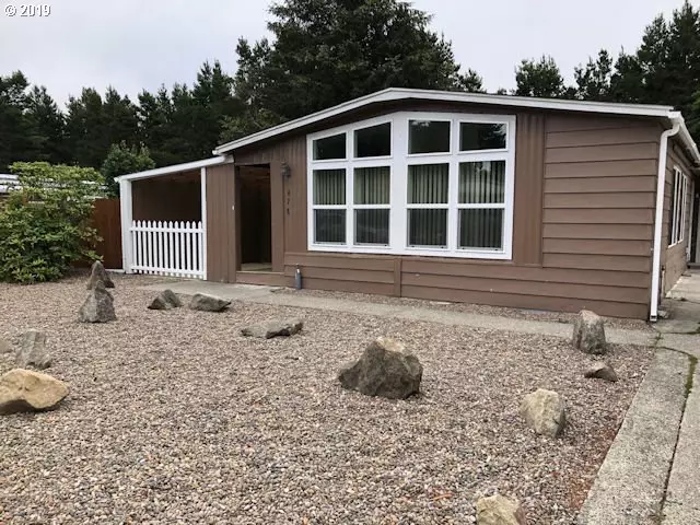 678 SIANO LOOP, Florence, OR 97439