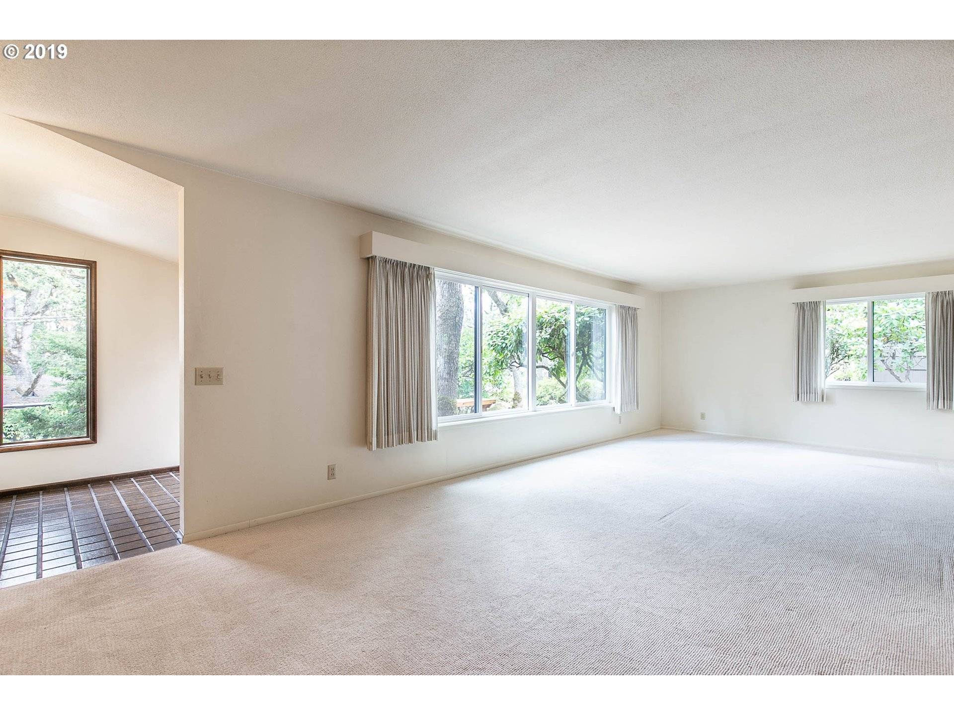 Eugene, OR 97405,3630 GLEN OAK DR
