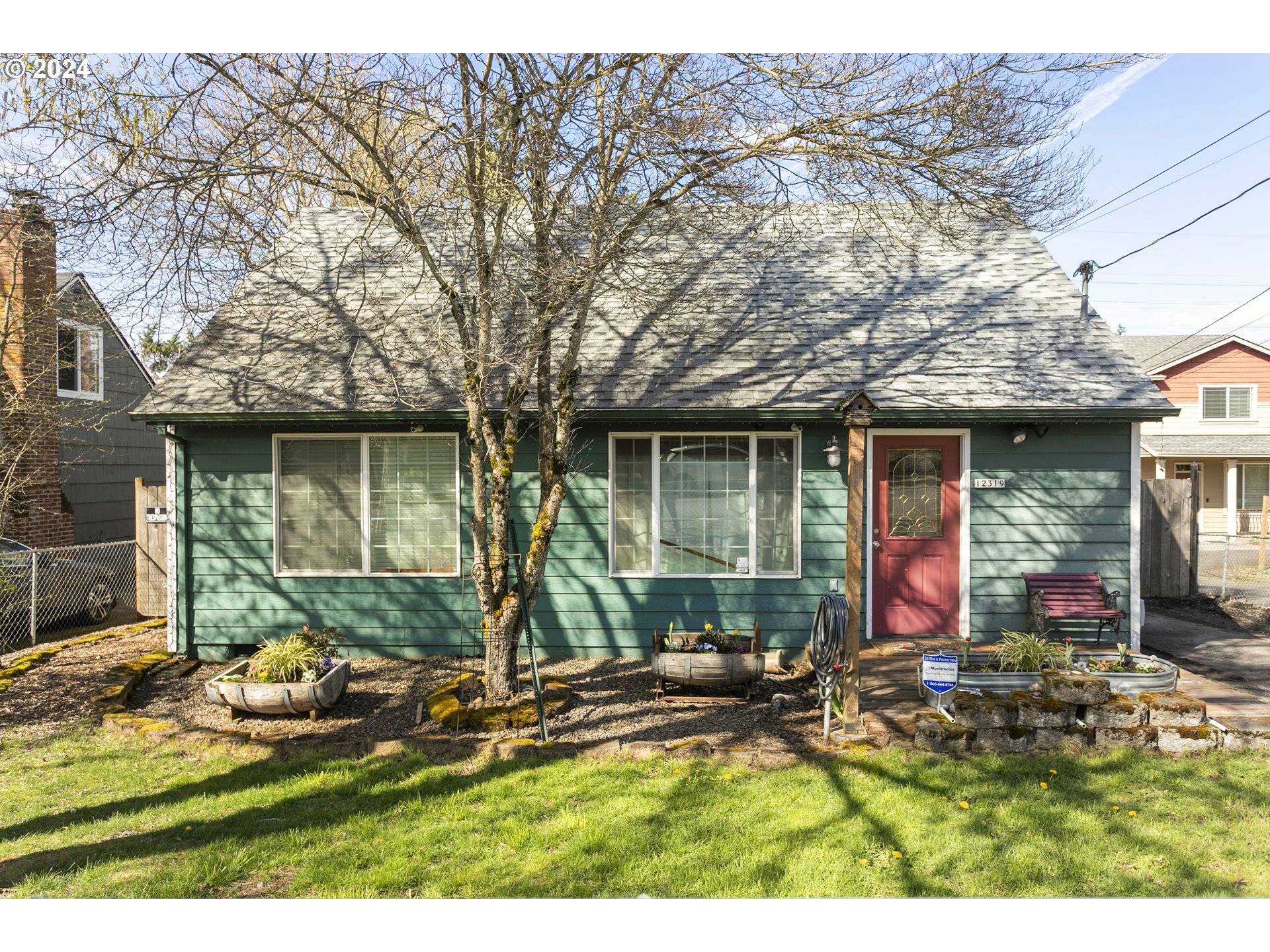 12319 SE RAMONA ST, Portland, OR 97236