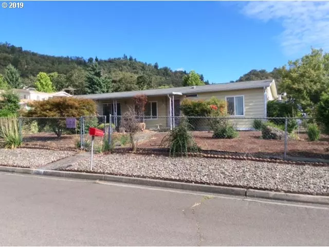 Roseburg, OR 97471,159 NW KRISTEN CT