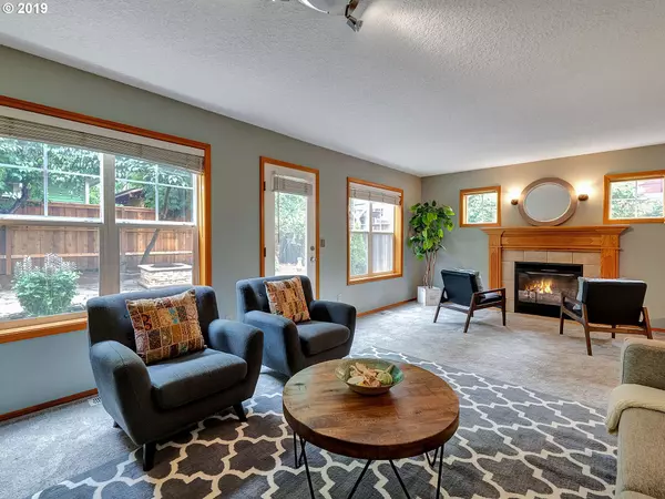 Portland, OR 97214,3745 SE MARKET ST