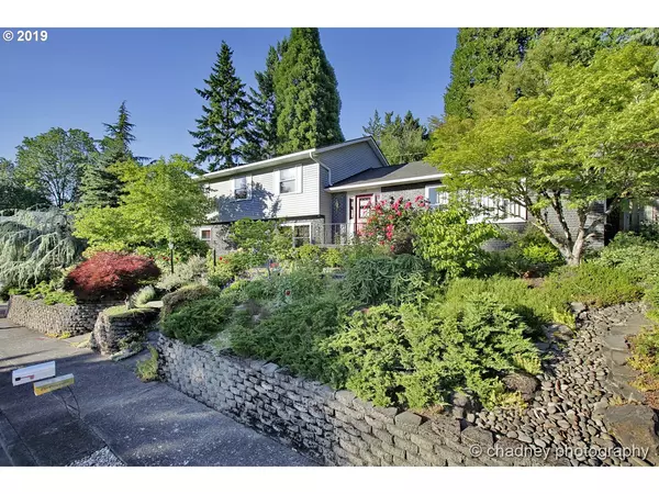 West Linn, OR 97068,2499 DONEGAL CT