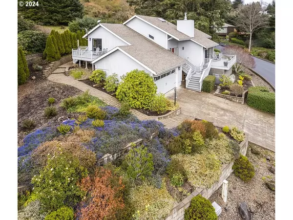 206 SEA CREST WAY,  Otter Rock,  OR 97369