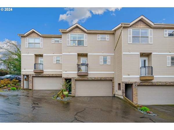 12134 NE FREMONT ST #14, Portland, OR 97220