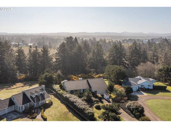 3163 NATALIE WAY, Bandon, OR 97411