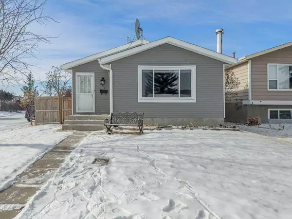 Calgary, AB T2A 6Y6,452 Abalone PL NE