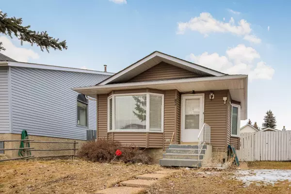 Calgary, AB T3J 2P3,82 Tararidge Close NE