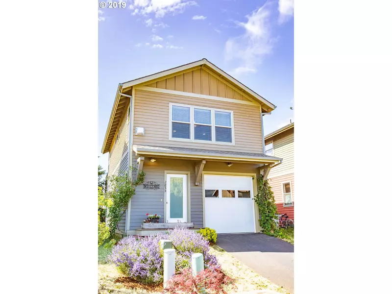 2855 COTTAGE LN, Hood River, OR 97031