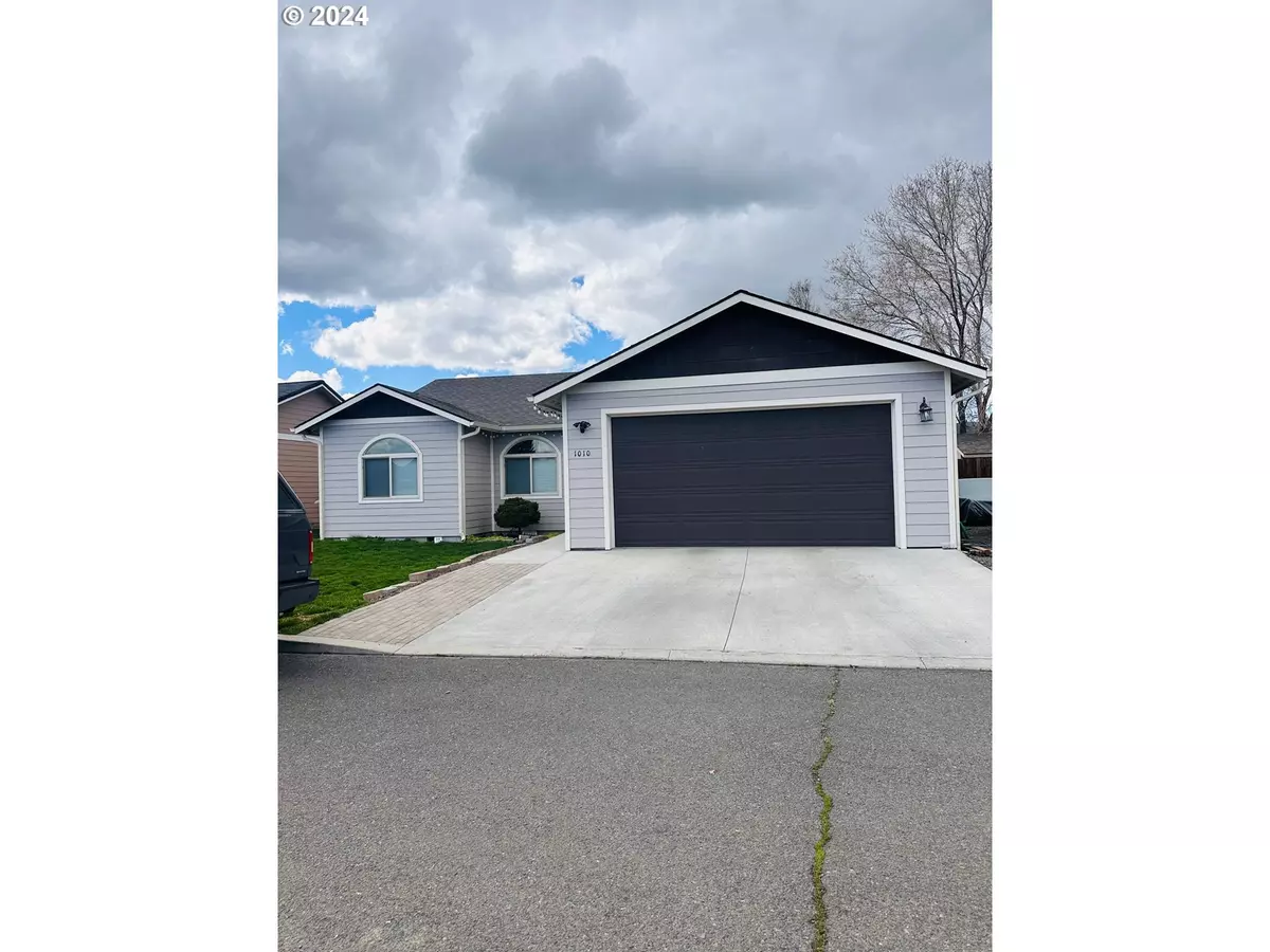 La Grande, OR 97850,1010 FRONTIER CT