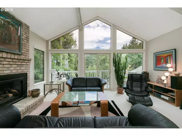 Eugene, OR 97405,986 BROOKSIDE DR