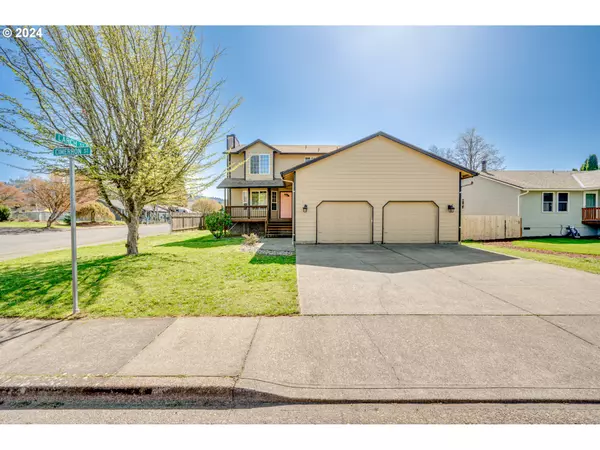 2090 CIMERRON ST, Woodland, WA 98674