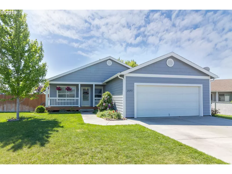 2053 NW EUCALYPTUS DR, Hermiston, OR 97838