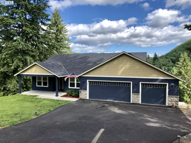 423 AGATE CREEK DR, Kalama, WA 98625