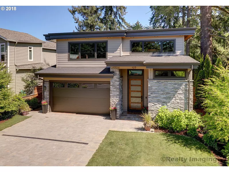 125 MIDDLECREST RD, Lake Oswego, OR 97034